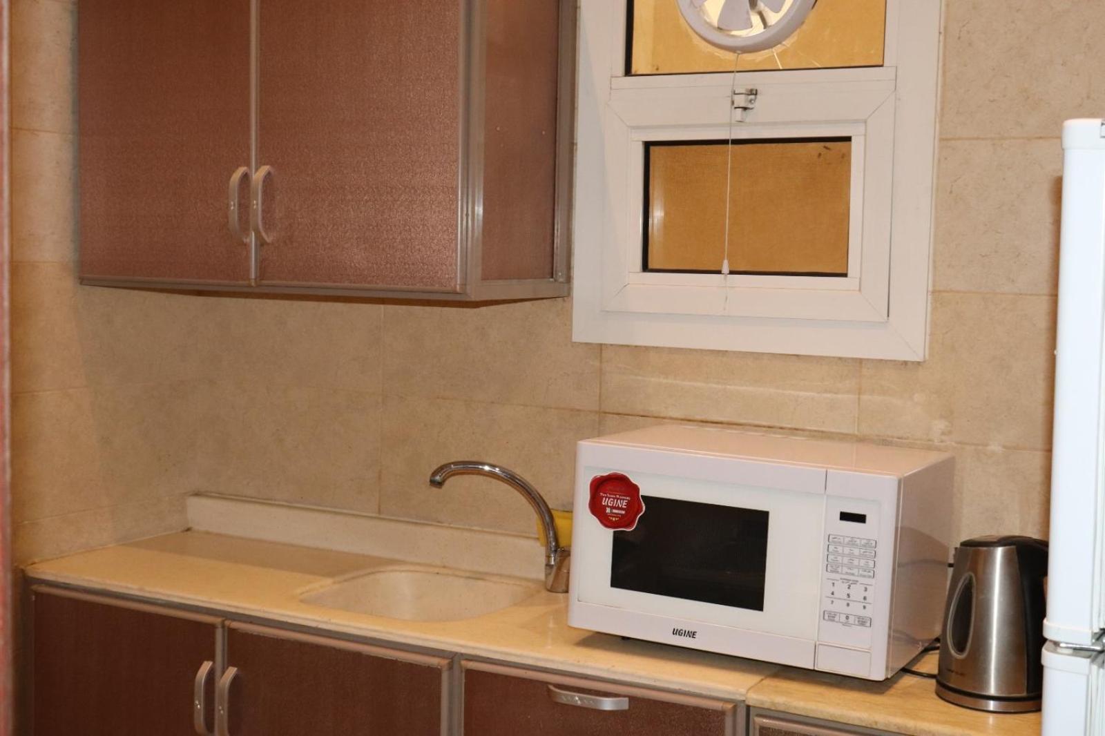 Al Bateel Furnished Apartments ริยาดห์ ภายนอก รูปภาพ