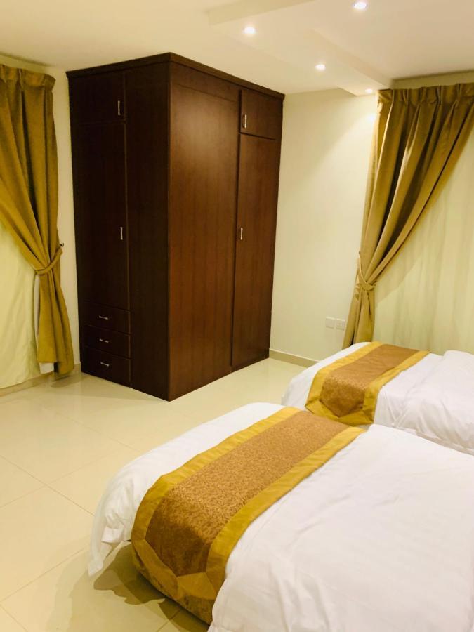 Al Bateel Furnished Apartments ริยาดห์ ภายนอก รูปภาพ